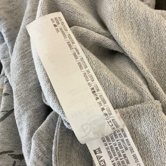 Disney Beauty & The Beast Je T’ Adore Gray Graphic Nightgown Sleep Shirt - Picture 7 of 7